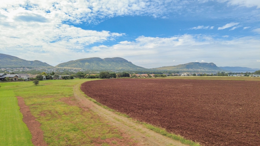 3 Bedroom Property for Sale in The Coves North West